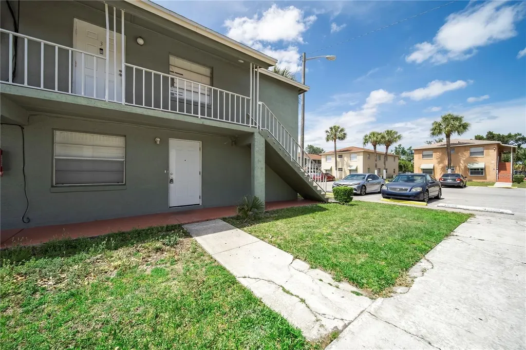 702 Michigan Court St Cloud FL 34769