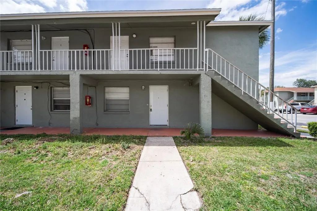 702 Michigan Court St Cloud FL 34769