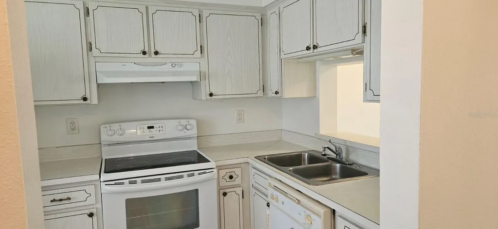 1701 Pinehurst Road Dunedin FL 34698