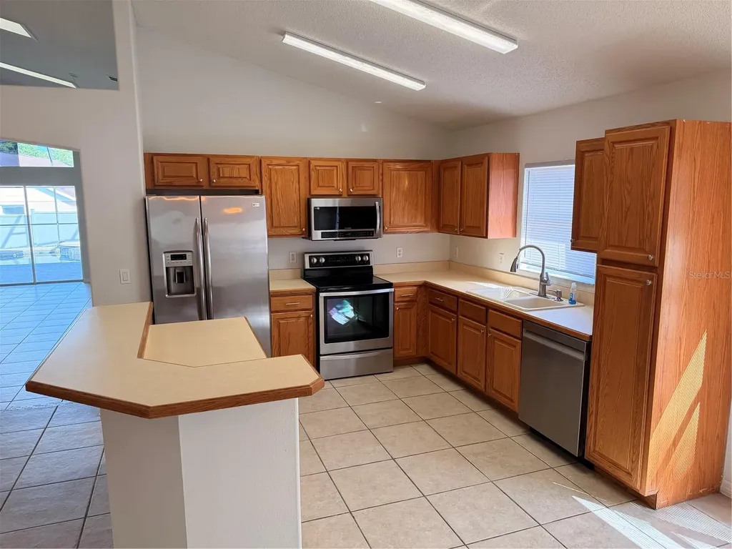 2604 Luiseno Way Kissimmee FL 34747