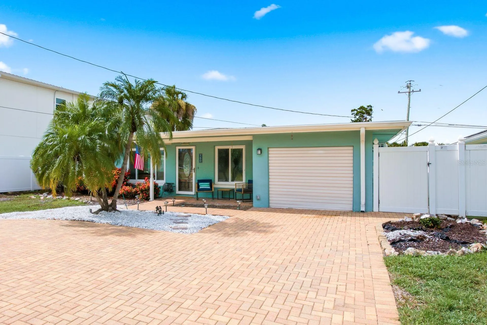 580 Baywood Drive N Dunedin FL 34698