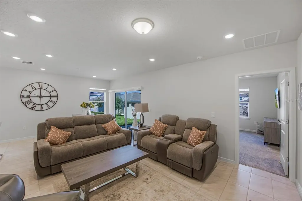 2235 Lovely Lane Davenport FL 33896