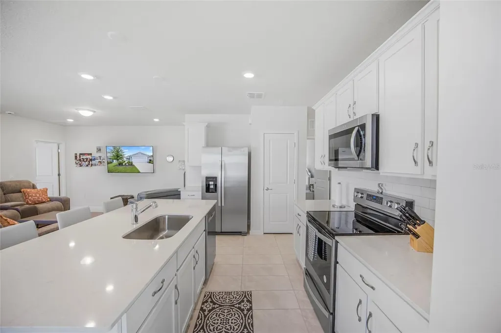 2235 Lovely Lane Davenport FL 33896