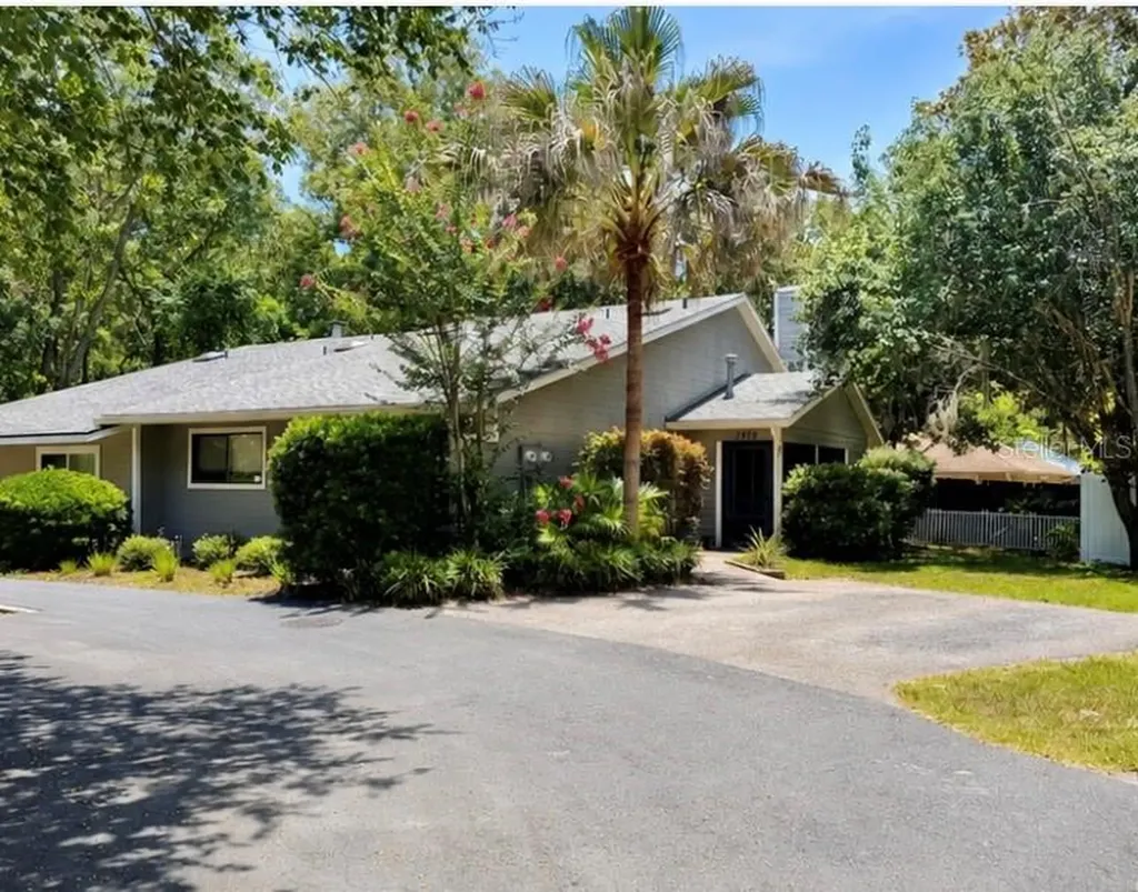 3915 NW 7th Place Gainesville FL 32607
