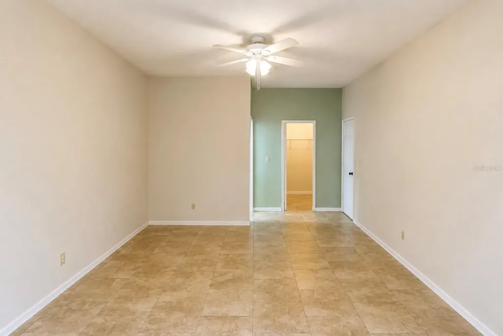 3915 NW 7th Place Gainesville FL 32607
