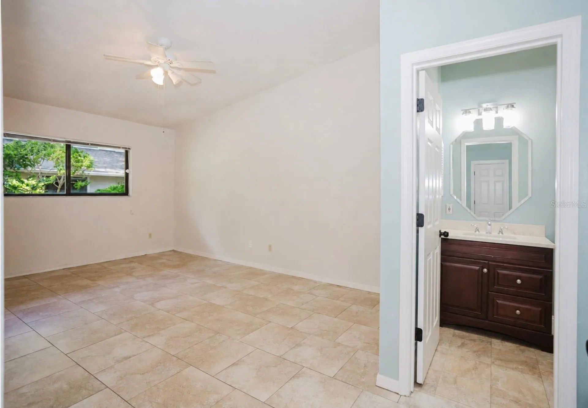 3915 NW 7th Place Gainesville FL 32607