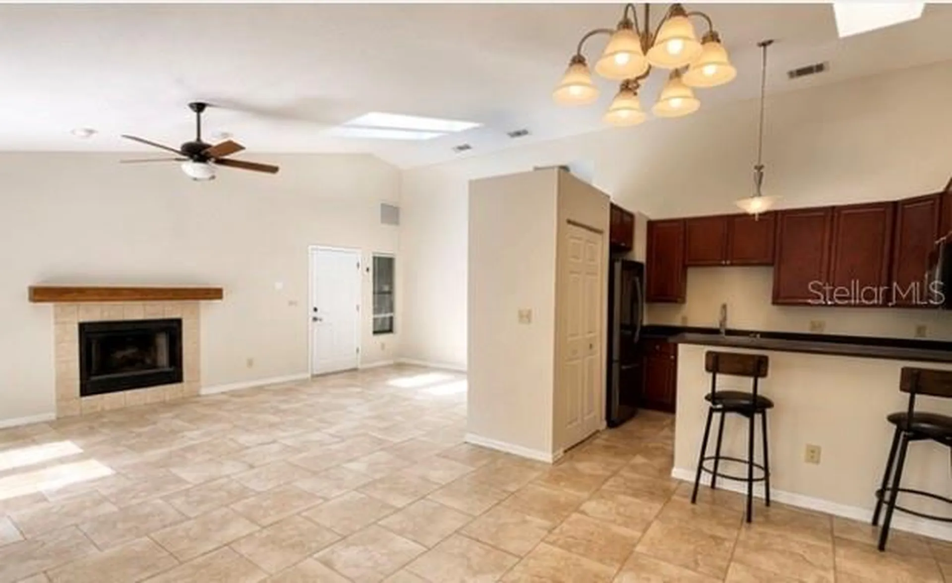 3915 NW 7th Place Gainesville FL 32607