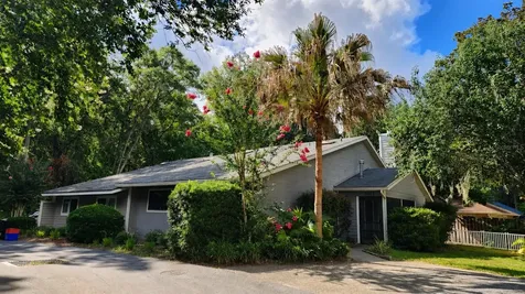3915 NW 7th Place Gainesville FL 32607