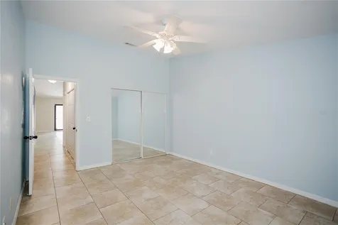 3915 NW 7th Place Gainesville FL 32607