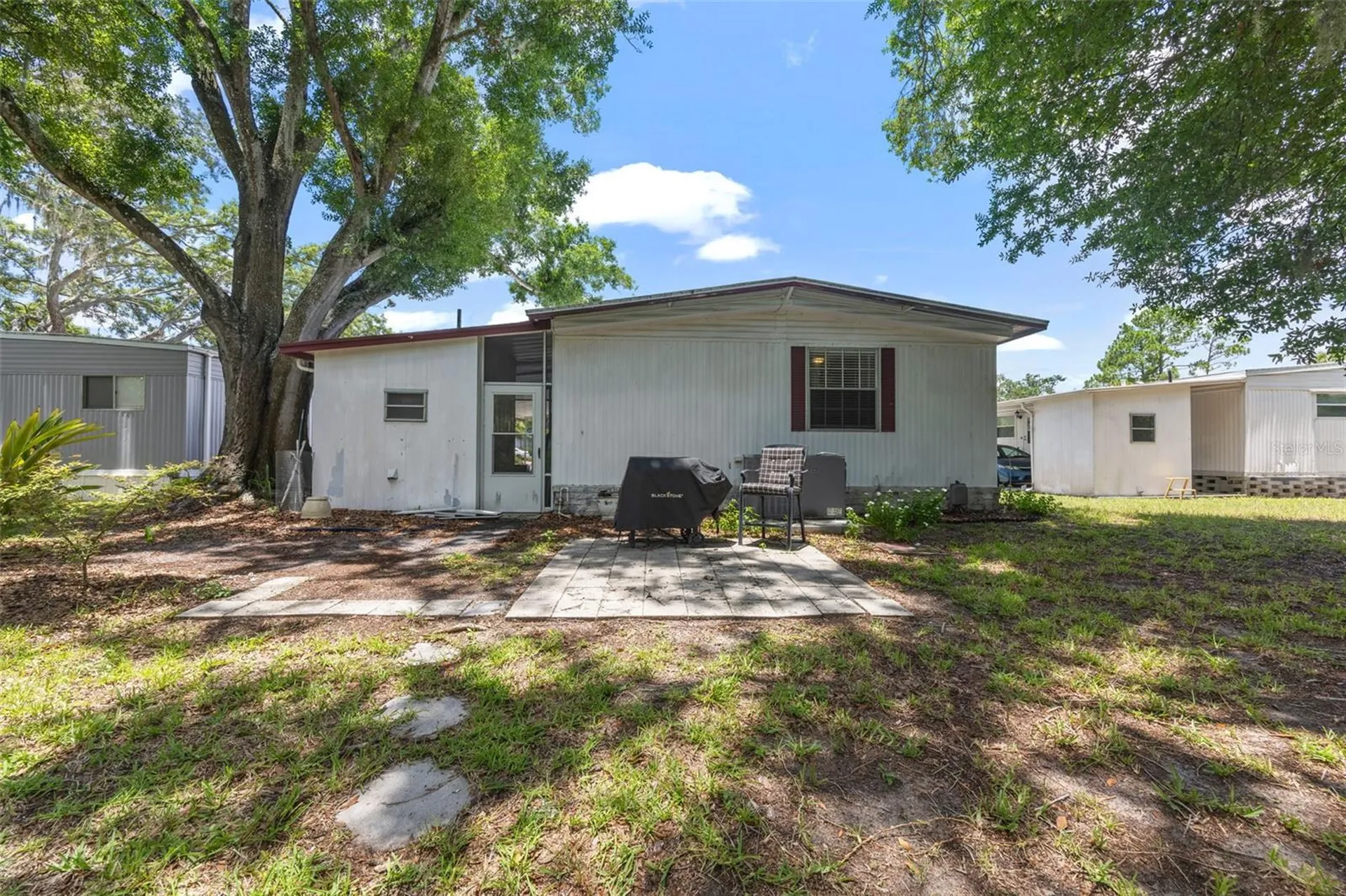 15601 Lakeshore Villa Loop Tampa FL 33613