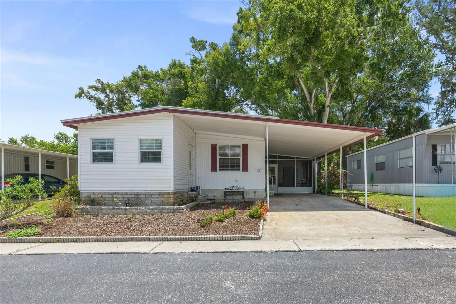 15601 Lakeshore Villa Loop Tampa FL 33613