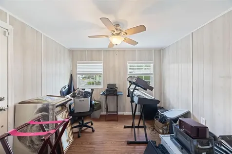 15601 Lakeshore Villa Loop Tampa FL 33613