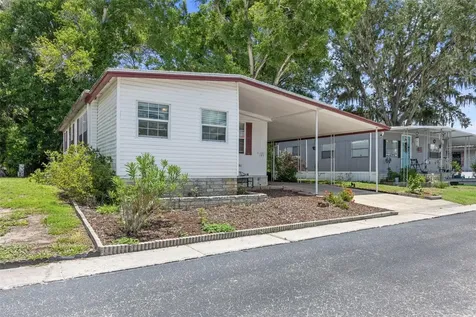 15601 Lakeshore Villa Loop Tampa FL 33613