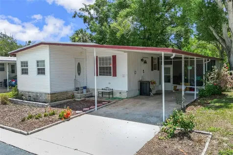 15601 Lakeshore Villa Loop Tampa FL 33613