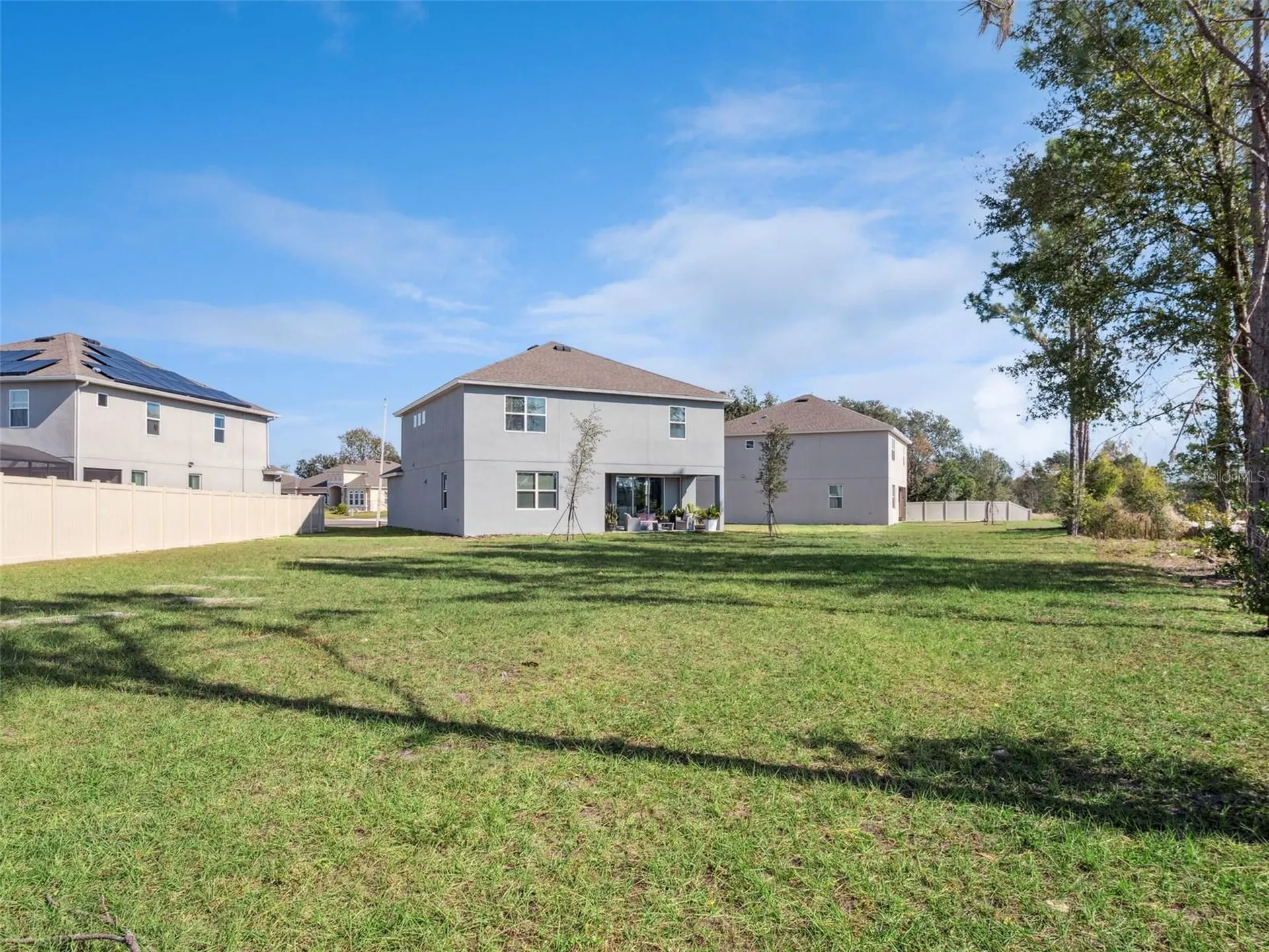 591 Via Bella Court Howey In The Hills FL 34737