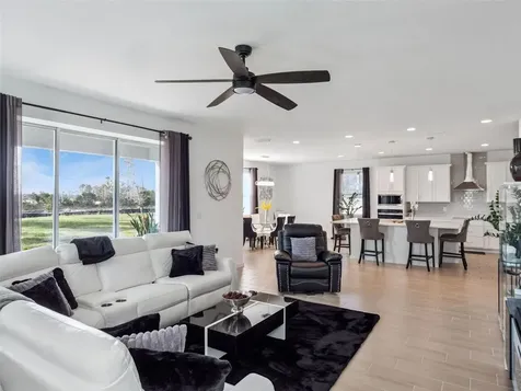 591 Via Bella Court Howey In The Hills FL 34737
