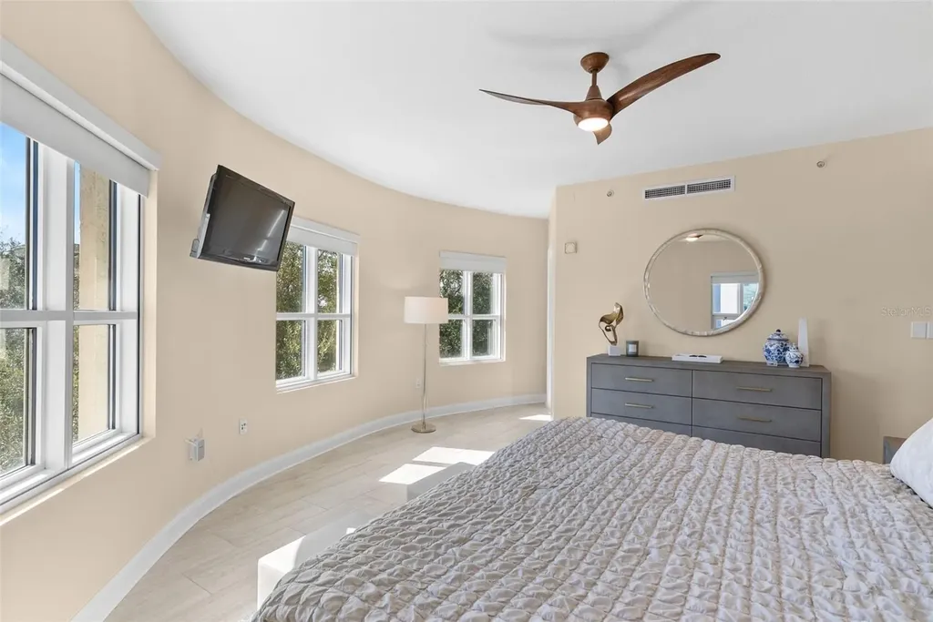 450 Knights Run Avenue Tampa FL 33602