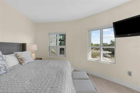 450 Knights Run Avenue Tampa FL 33602