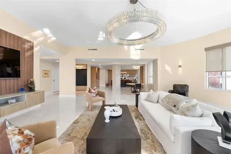 450 Knights Run Avenue Tampa FL 33602