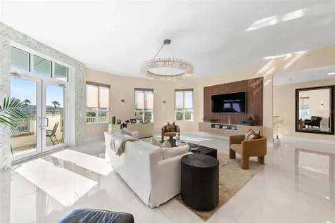 450 Knights Run Avenue Tampa FL 33602