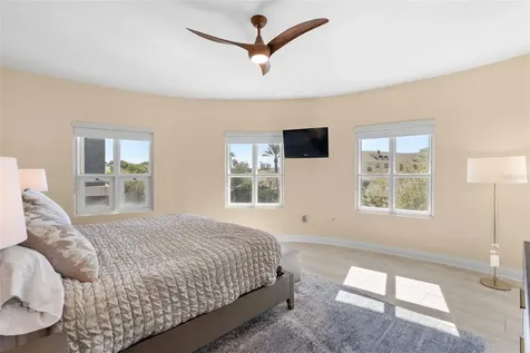 450 Knights Run Avenue Tampa FL 33602