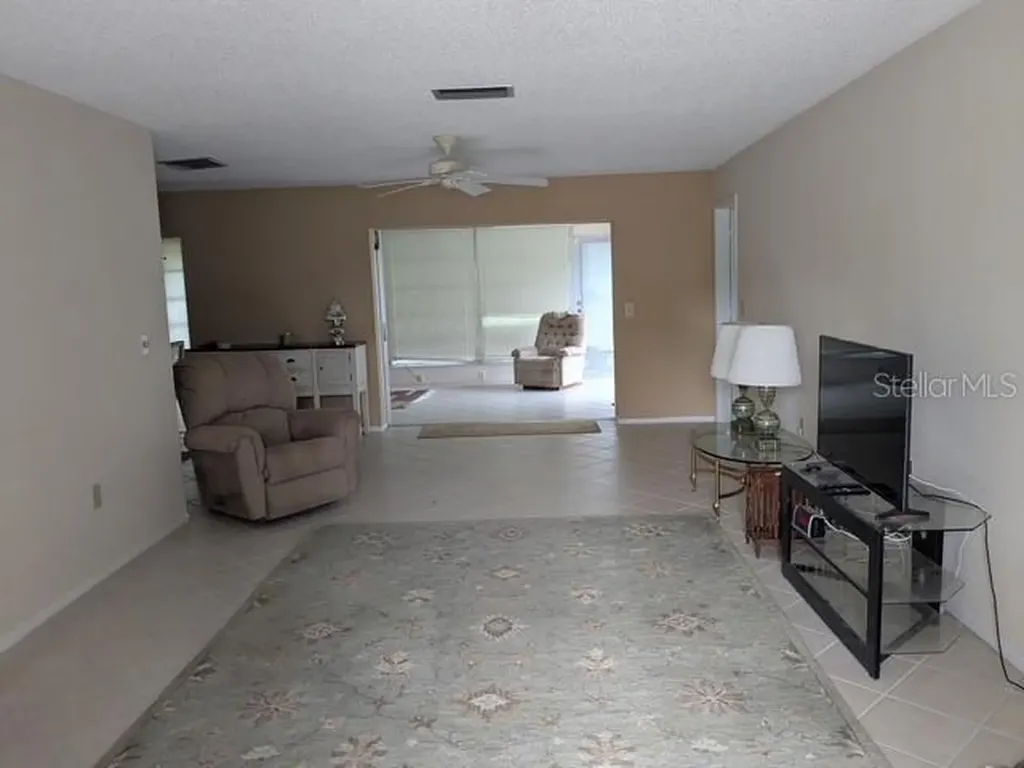 7102 W Country Club Drive N Sarasota FL 34243
