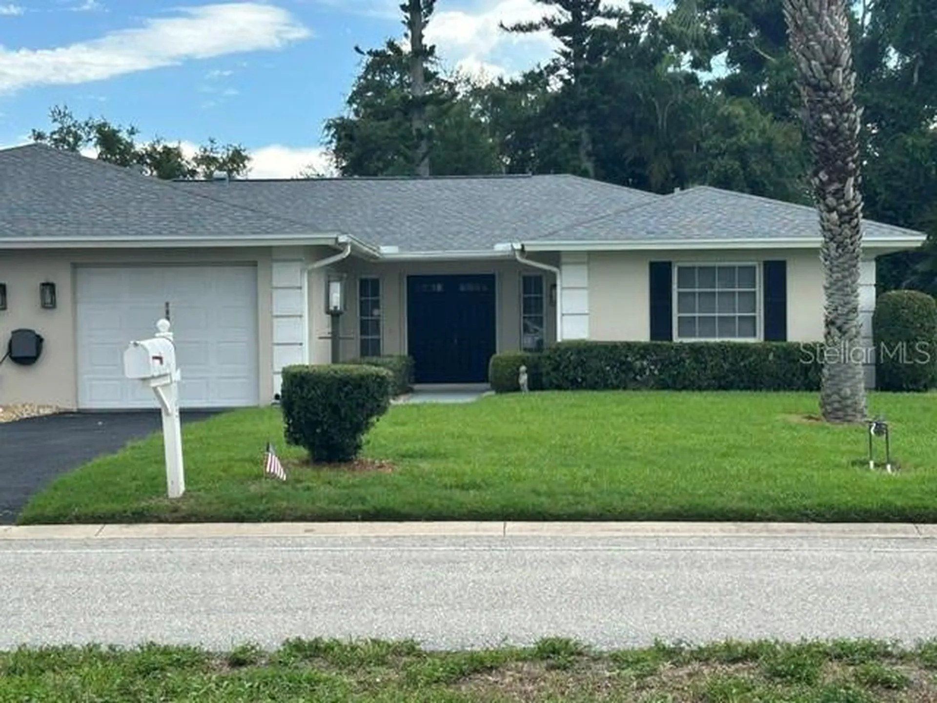 Sarasota FL, 7102 W Country Club Drive N
