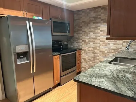 7102 W Country Club Drive N Sarasota FL 34243