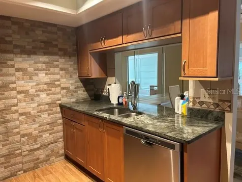 7102 W Country Club Drive N Sarasota FL 34243