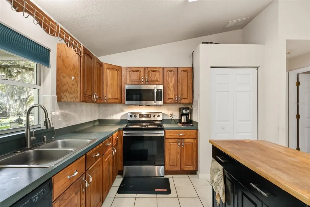 7938 Jacksons River Road Leesburg FL 34788