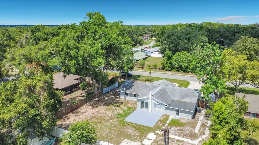 501 Rose Avenue Fruitland Park FL 34731