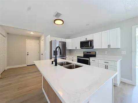 501 Rose Avenue Fruitland Park FL 34731