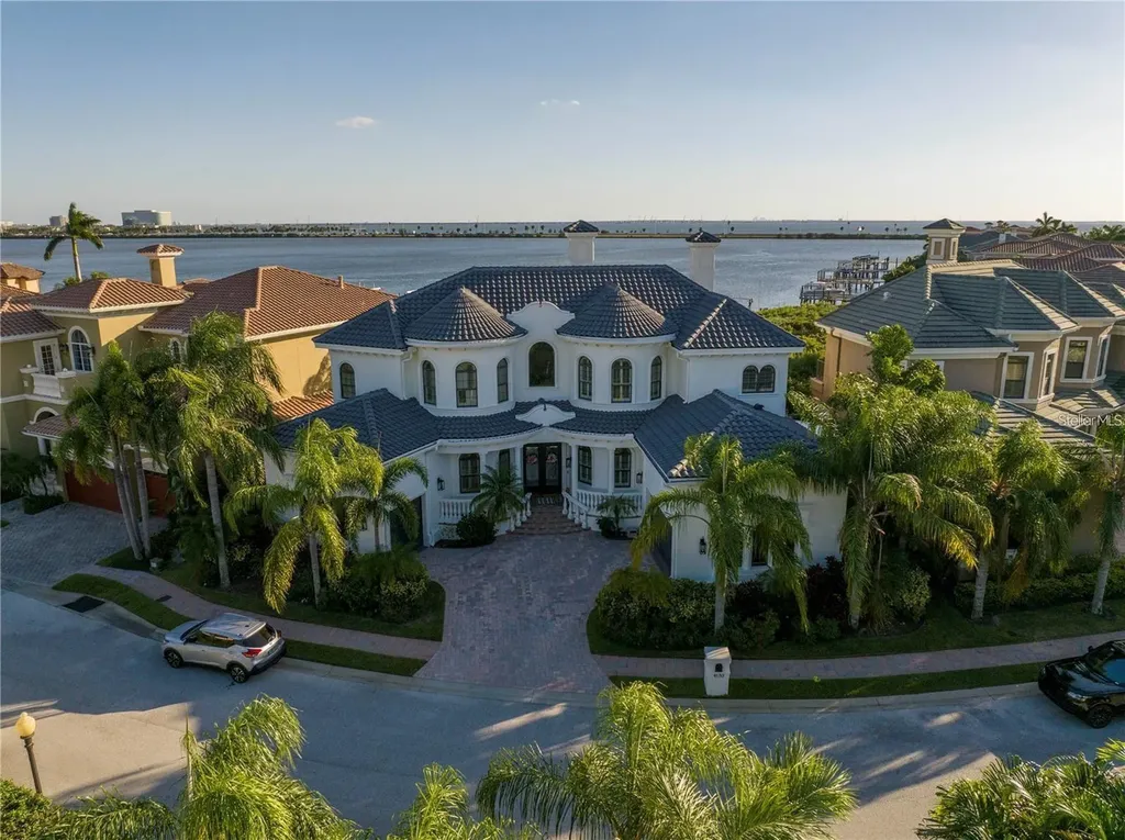 4133 Causeway Vista Drive Tampa FL 33615