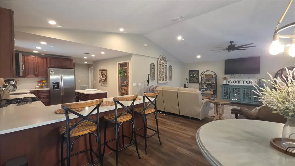 909 S County Road 3 Pierson FL 32180