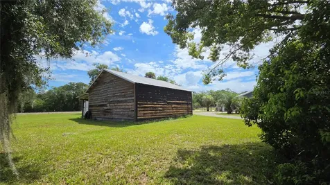 909 S County Road 3 Pierson FL 32180