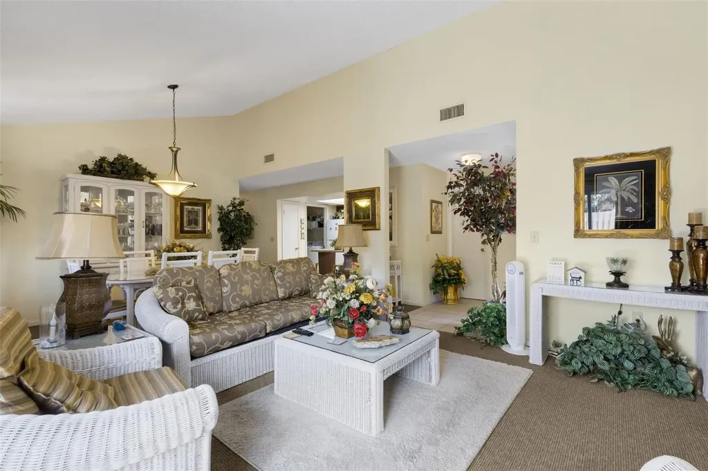 4223 Oak Loop Mulberry FL 33860