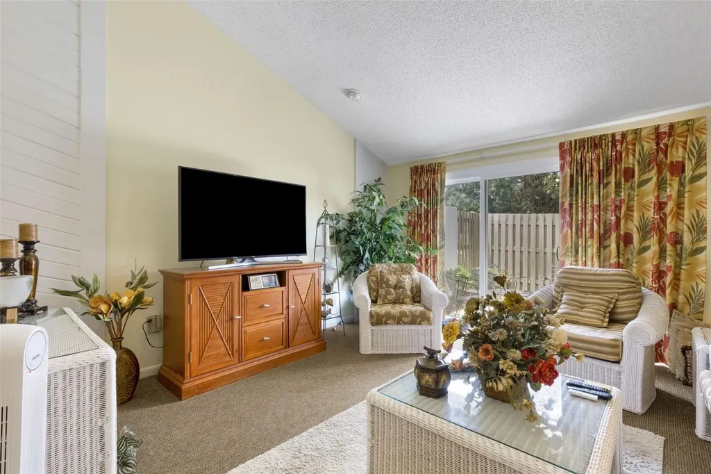 4223 Oak Loop Mulberry FL 33860