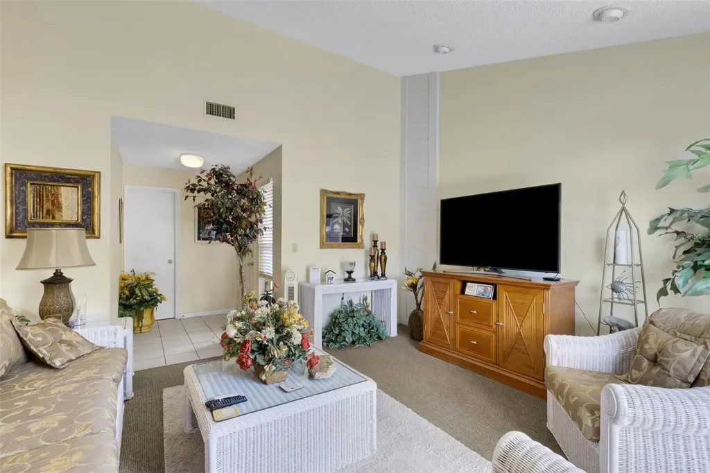 4223 Oak Loop Mulberry FL 33860