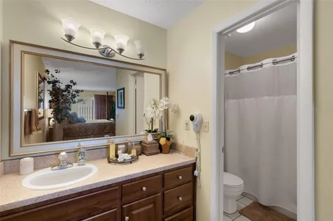 4223 Oak Loop Mulberry FL 33860