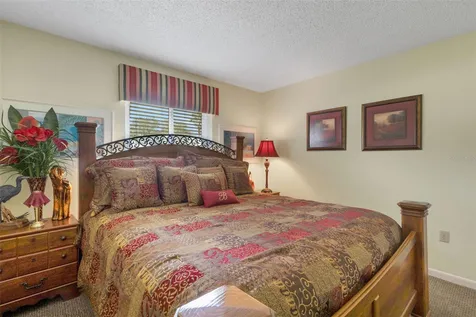 4223 Oak Loop Mulberry FL 33860