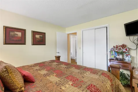 4223 Oak Loop Mulberry FL 33860