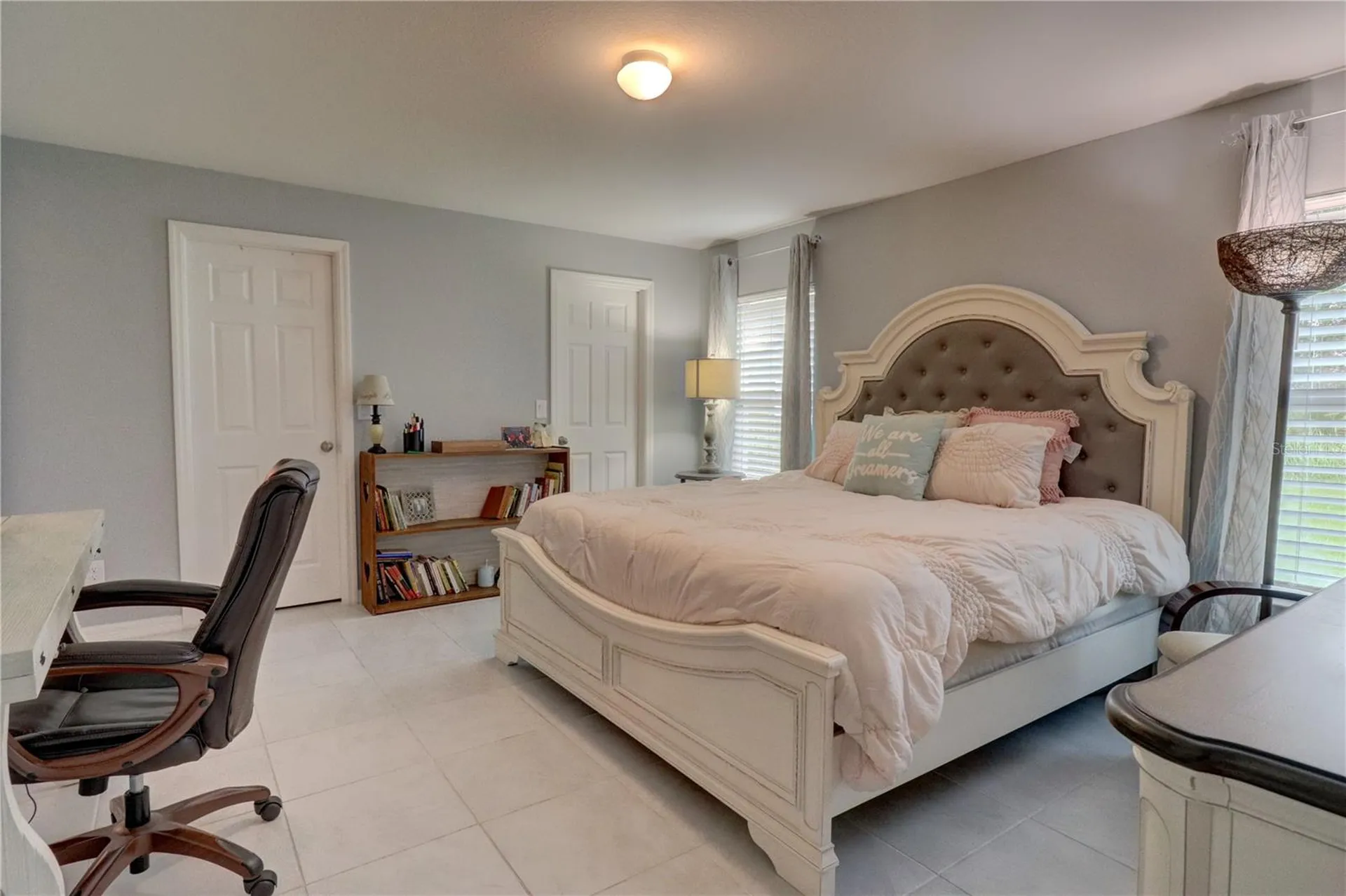 2713 Embassy Road North Port FL 34291