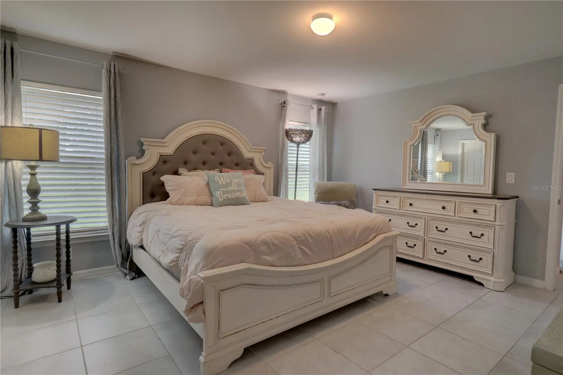 2713 Embassy Road North Port FL 34291