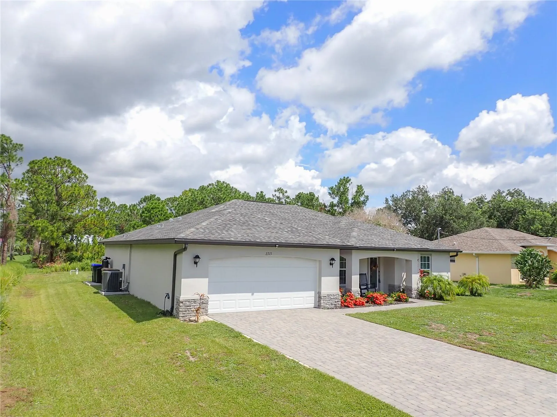 2713 Embassy Road North Port FL 34291