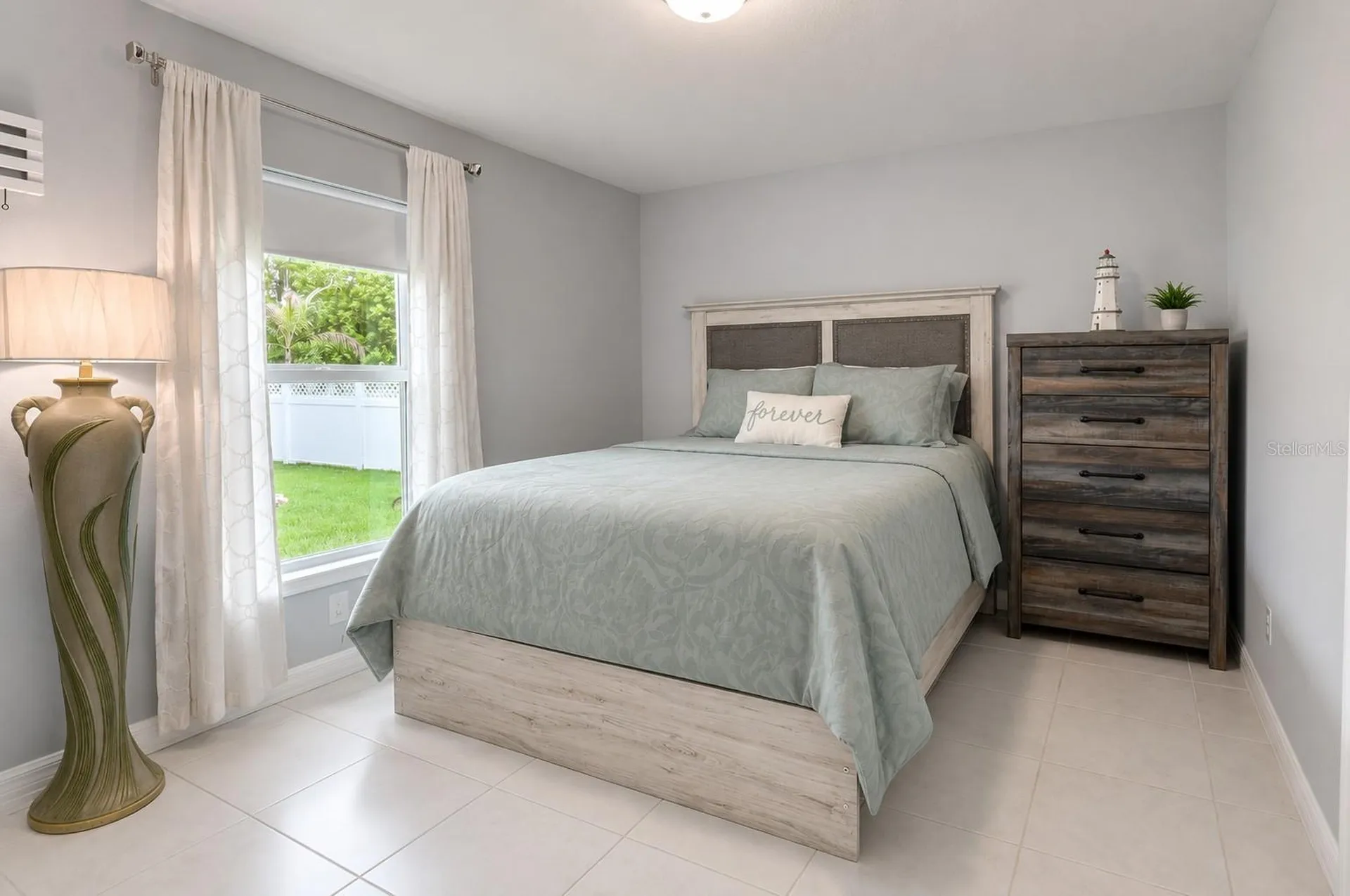 2713 Embassy Road North Port FL 34291