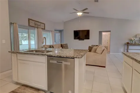 2713 Embassy Road North Port FL 34291