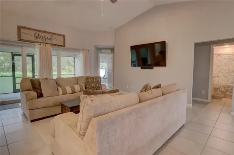 2713 Embassy Road North Port FL 34291