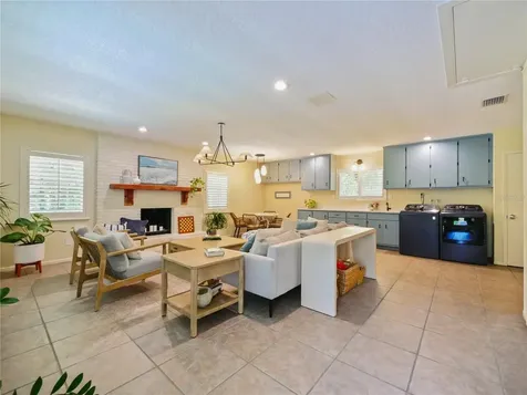 5701 Cross Fox Lane Oviedo FL 32765