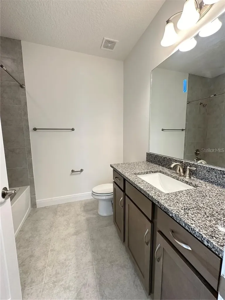 13124 Weaver Avenue Orlando FL 32832