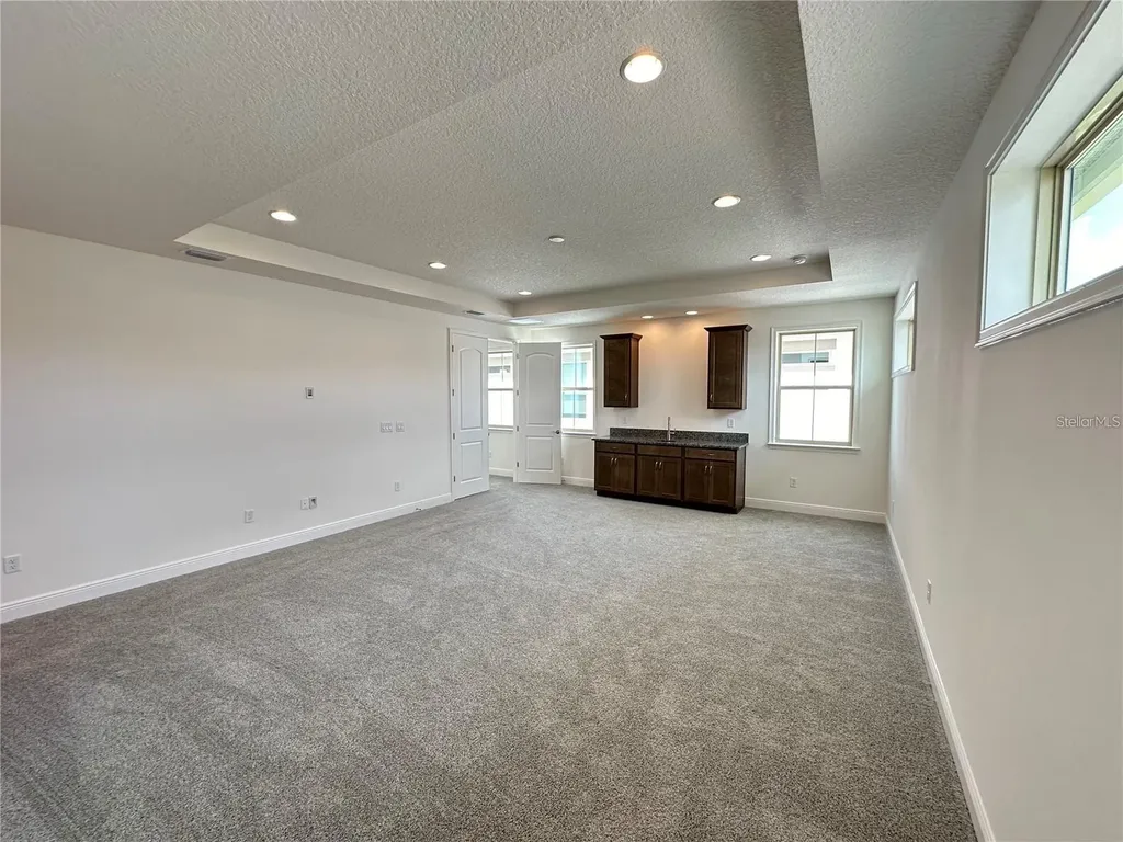 13124 Weaver Avenue Orlando FL 32832